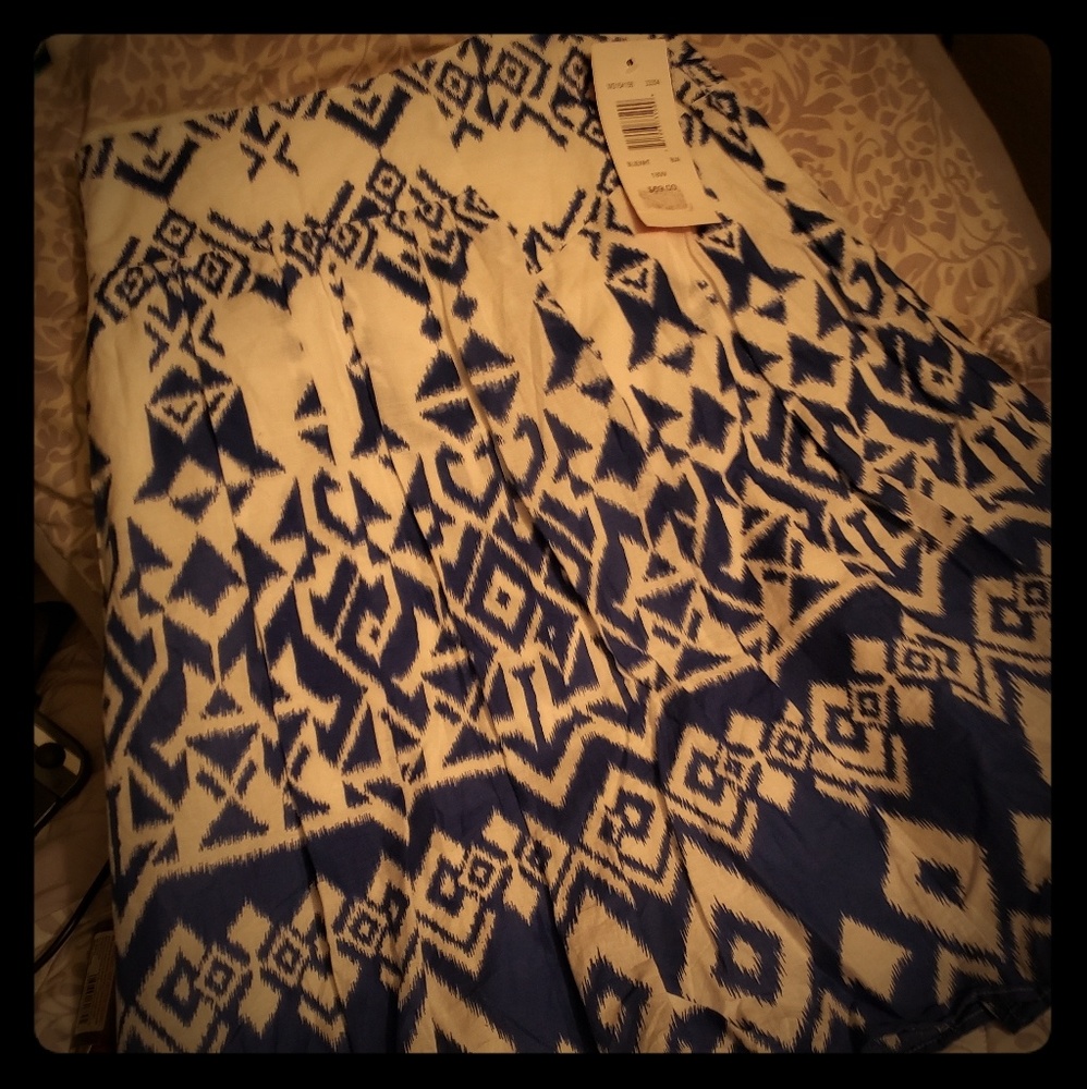 Cotton blue and white skirt
